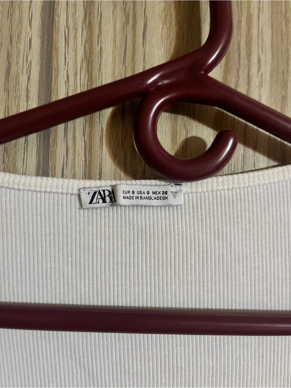 Zara White Ribbed Ruched Crop Top with Ruffle Hem – Size S - Picture 2 of 5